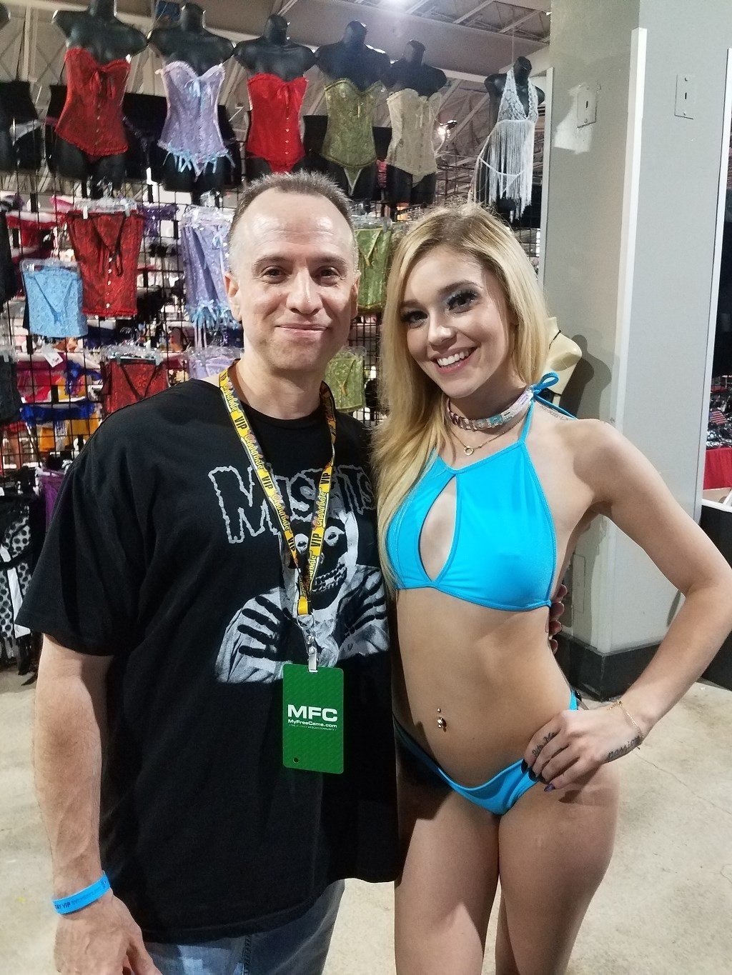 Ex mia 19 Kali Roses.jpg
