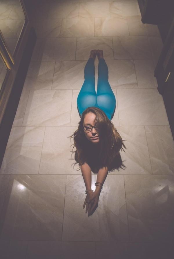 Remy - Stretchpants.jpg