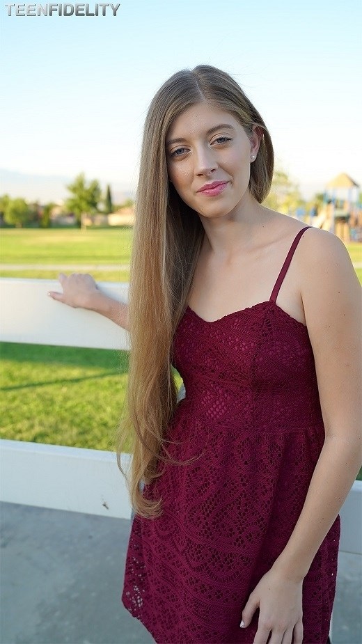 Alyce2.jpg